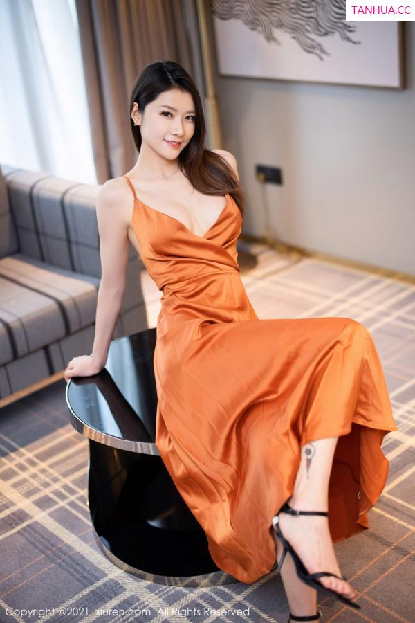 沐青  [XiuRen]高清写真图 2021.11.04 No.4166 方子萱第6张图片